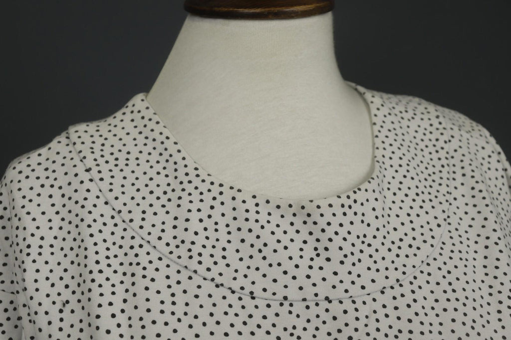 MARIMEKKO NATTU White Polka Dot Viscose Stretch Round Neck Pullover Blouse Top