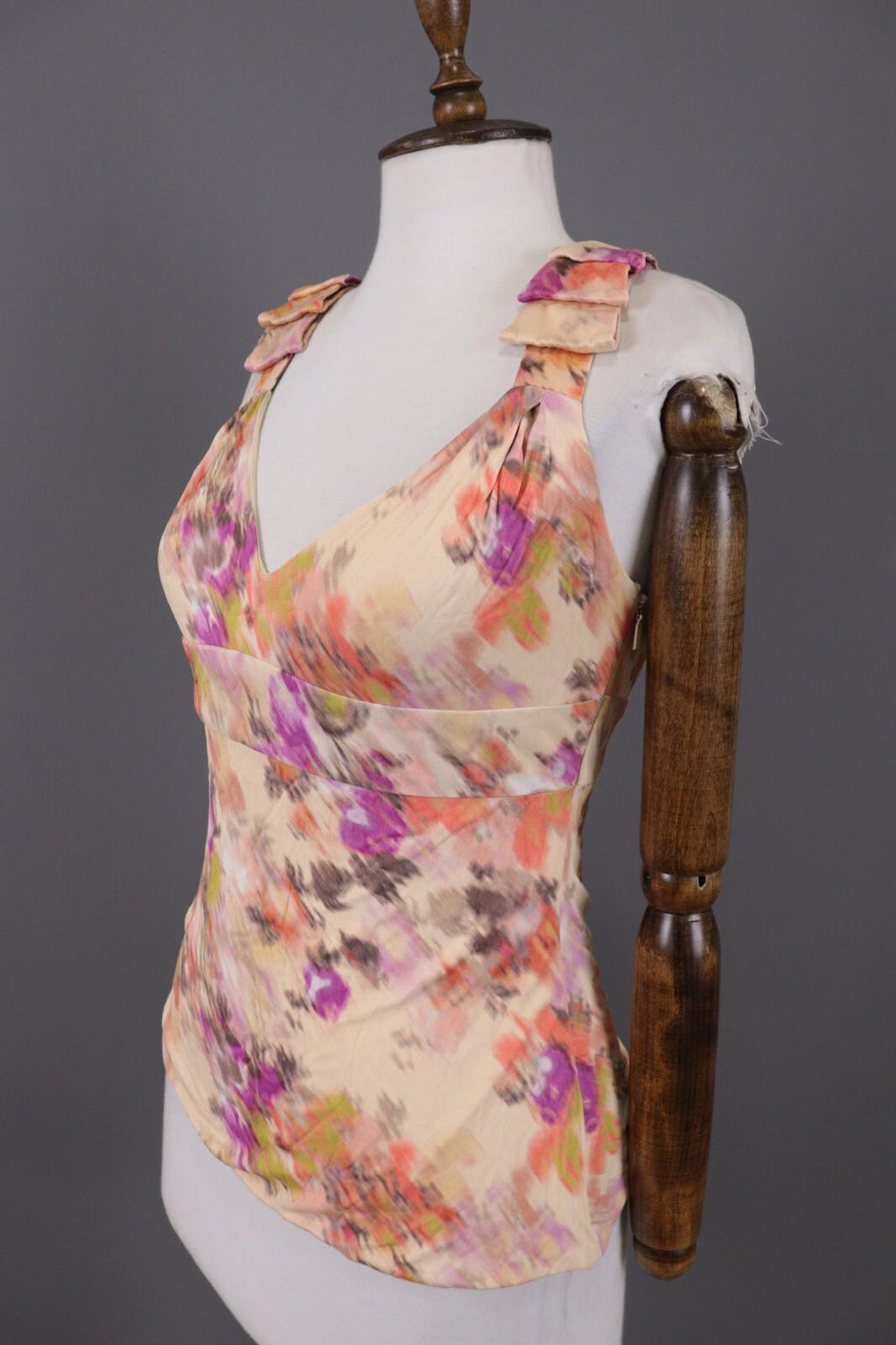 GIANNI VERSACE Multicolor Floral 3D Sleeveless V-Neck Blouse Tank Top – Size 40