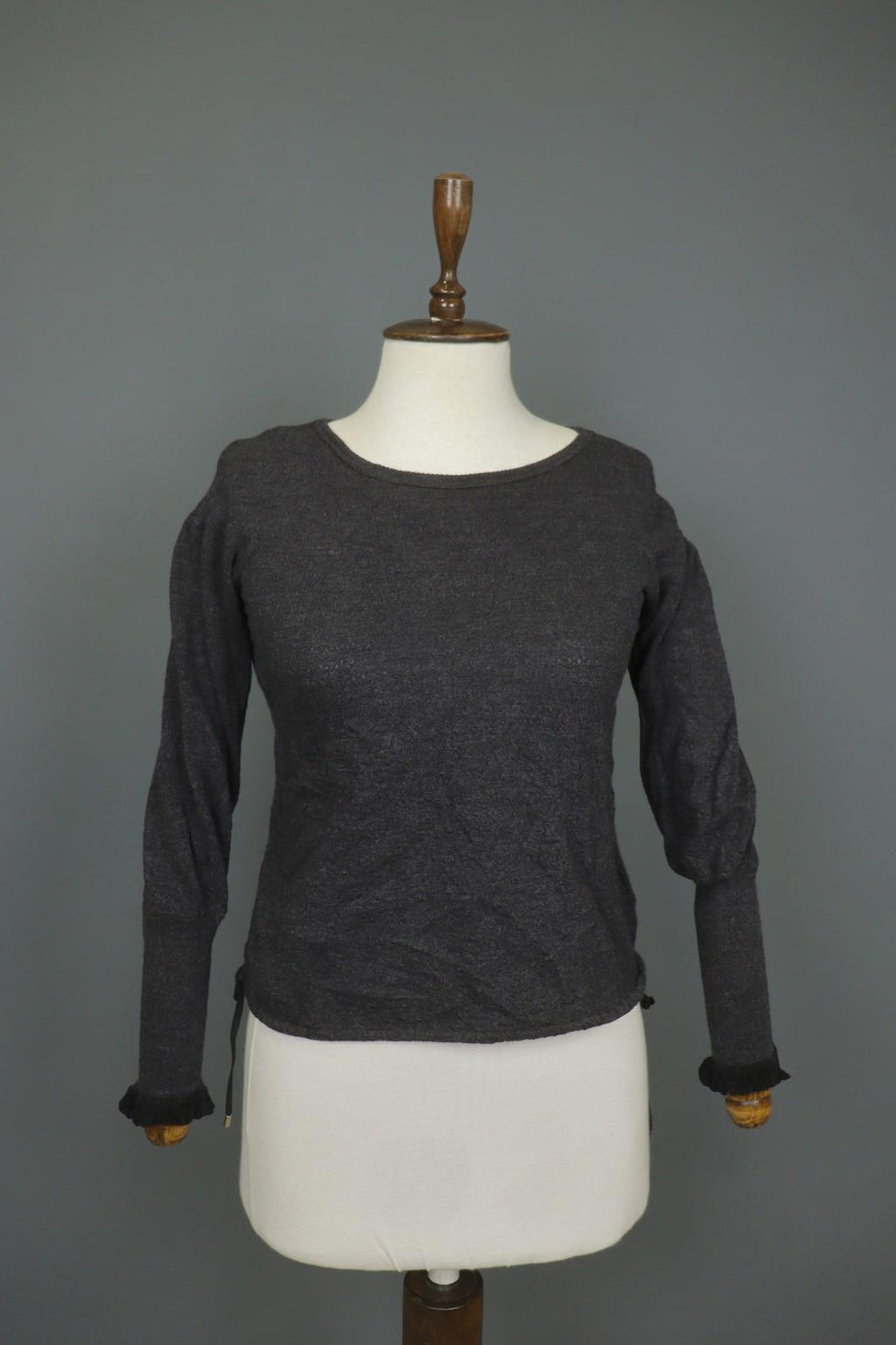 HIGH Use Gray Virgin Wool Knit Long Sleeve Round Neck Pullover Sweater – Size S