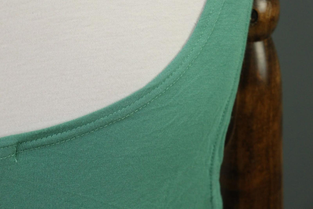 GUDRUN SJODEN Green Classic Scoop Neck Wide Strap Sleeveless Sheath Strap – Size L