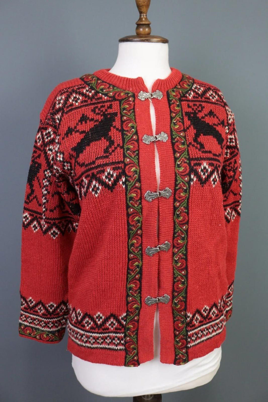 NORDSTRIKK Red Wool Fair Isle Snowflakes Clasp Knit Ski Sweater – Size S