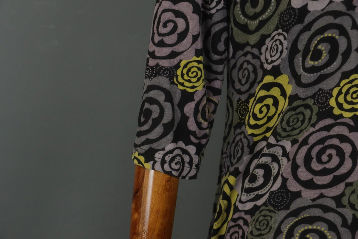 GUDRUN SJODEN Multi Floral Long Sleeve Round Neck Pullover Shift Dress – Size M