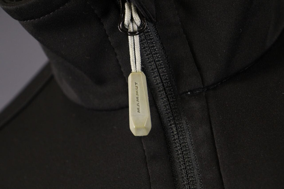 Mammut Black Full Zip Windstopper Soft Shell Jacket – Size M