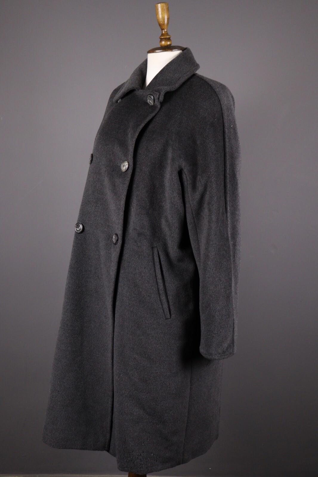 MAX MARA Gray Wool Double Breasted Relaxed Overcoat – Size US 10