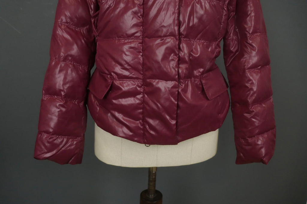 WEEKEND MAX MARA Red Long Sleeve Mock Neck Snap Inside Zip Puffer Jacket – Size 44