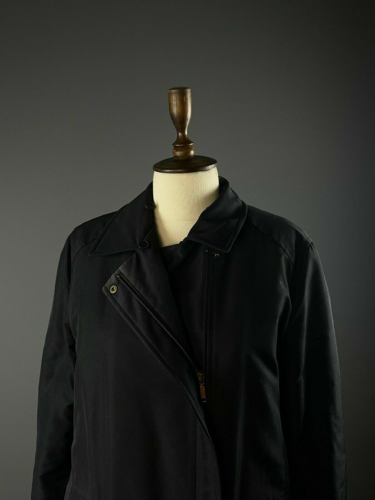 Weekend Max Mara Black Full Zip Nylon Coat Jacket – Women's 38