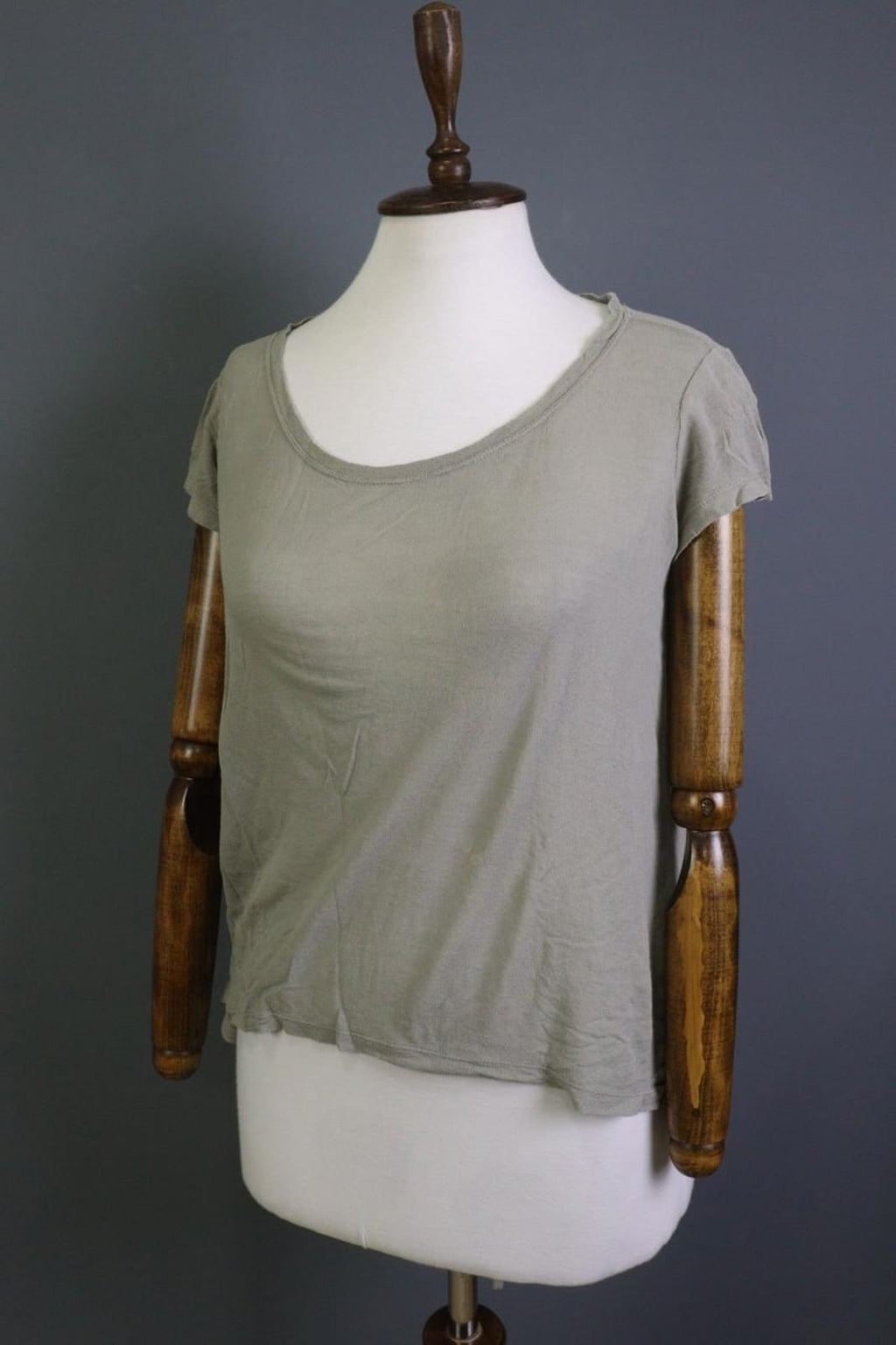 TRANSIT PAR-SUCH Gray Crew Neck Casual Short Sleeve Pullover T-Shirt Top – Size 2