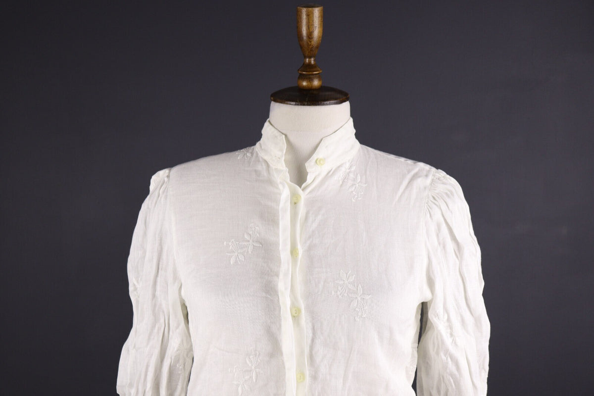 Escada Margareta Ley Vintage Linen Floral Embroidered Long Sleeve Blouse – Size 34