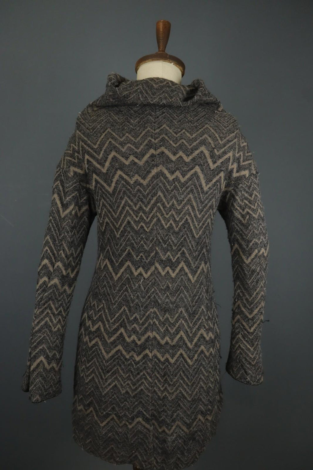 TRANSIT PAR SUCH Gray Brown Chevron Long Sleeve Button-Front Cardigan – Size 1