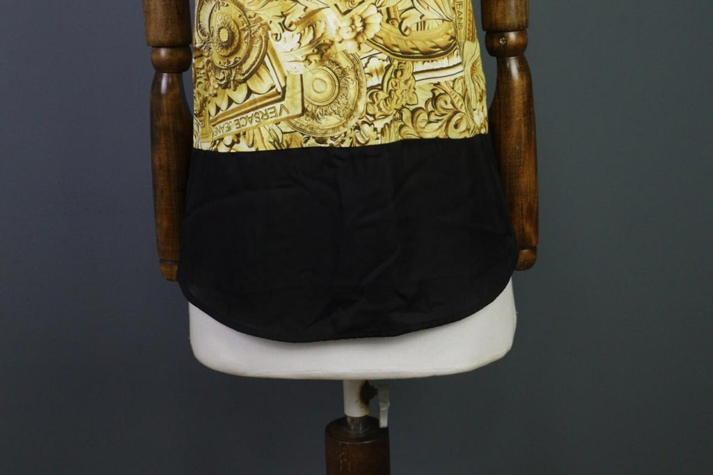 BNWT VERSACE JEANS Multicolor Gold Printed Short Sleeve Blouse Top – Size USA 4