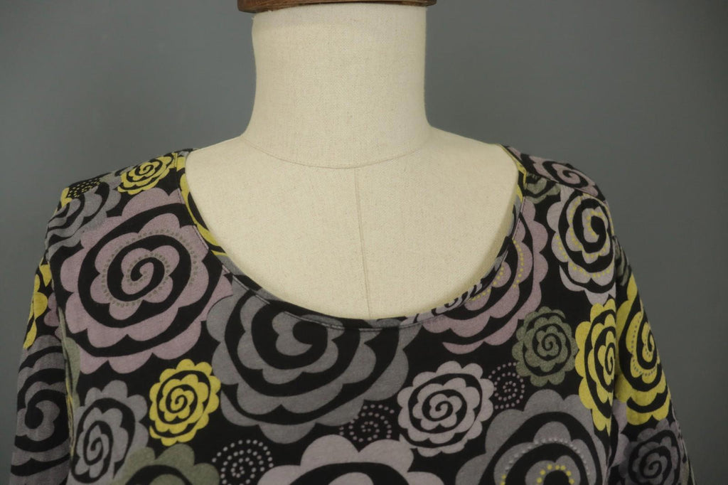 GUDRUN SJODEN Multi Floral Long Sleeve Round Neck Pullover Shift Dress – Size M