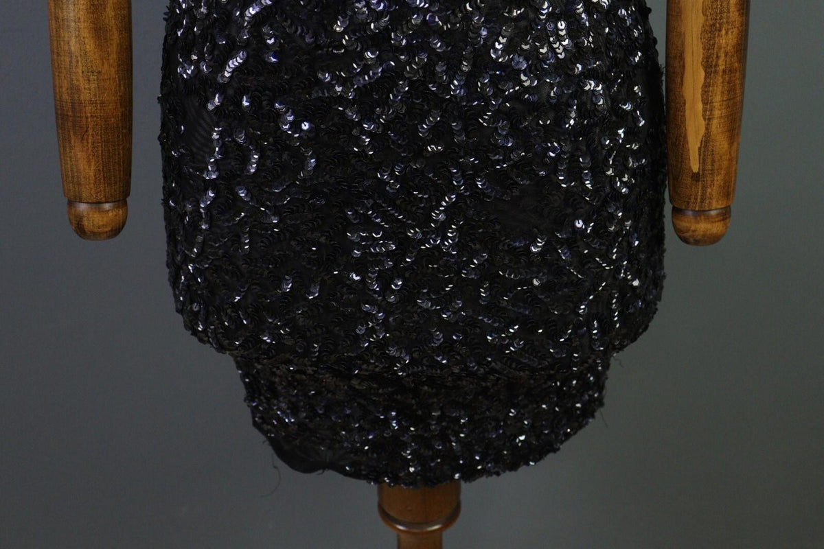 ALICE + OLIVIA Black Sequin Cap Sleeve Round Neck Top Blouse Shirt