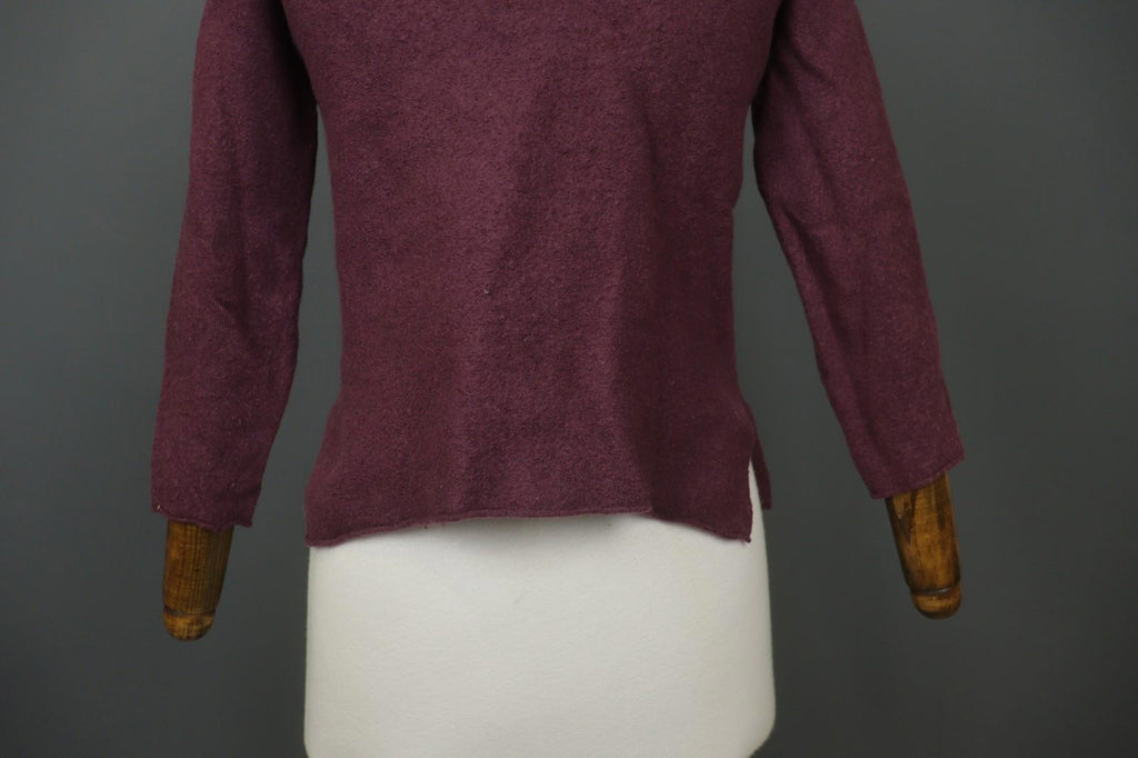 GUDRUN SJODEN Burgundy 100% Wool Side Slit Round Neck Pullover Sweater – Size S