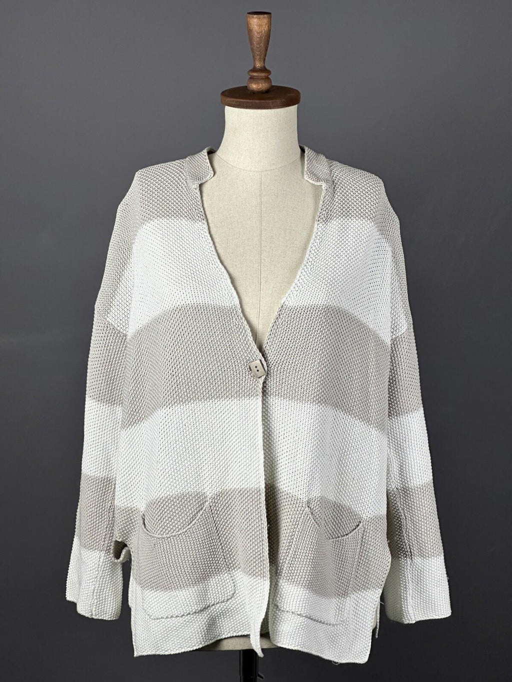 FABIANA FILIPPI Ivory Knit Striped One Button Cardigan Sweater – Size 46 L – Used