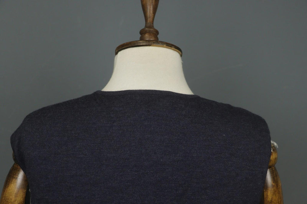 ESCADA Navy 100% Wool Knitted Short Sleeve Round Neck Pullover Sweater – Size 40