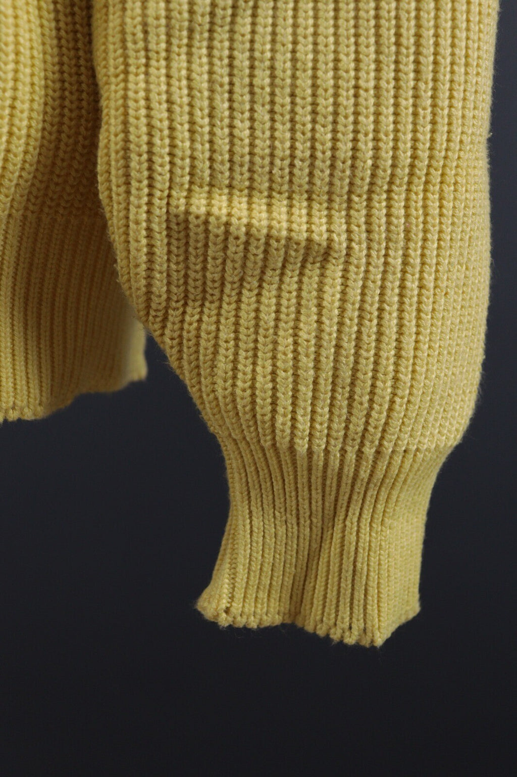 Carlo Colucci Yellow Knit Ribbed V-Neck Wool Sweater – Size L-XL US 44 EU 554
