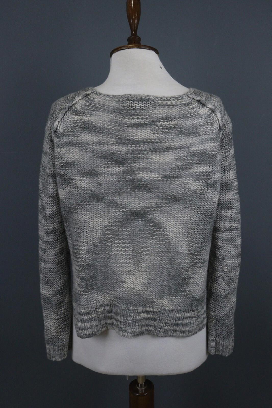 ANNETTE GORTZ Gray Long Sleeve Round Neck Lagenlook Cropped Sweater