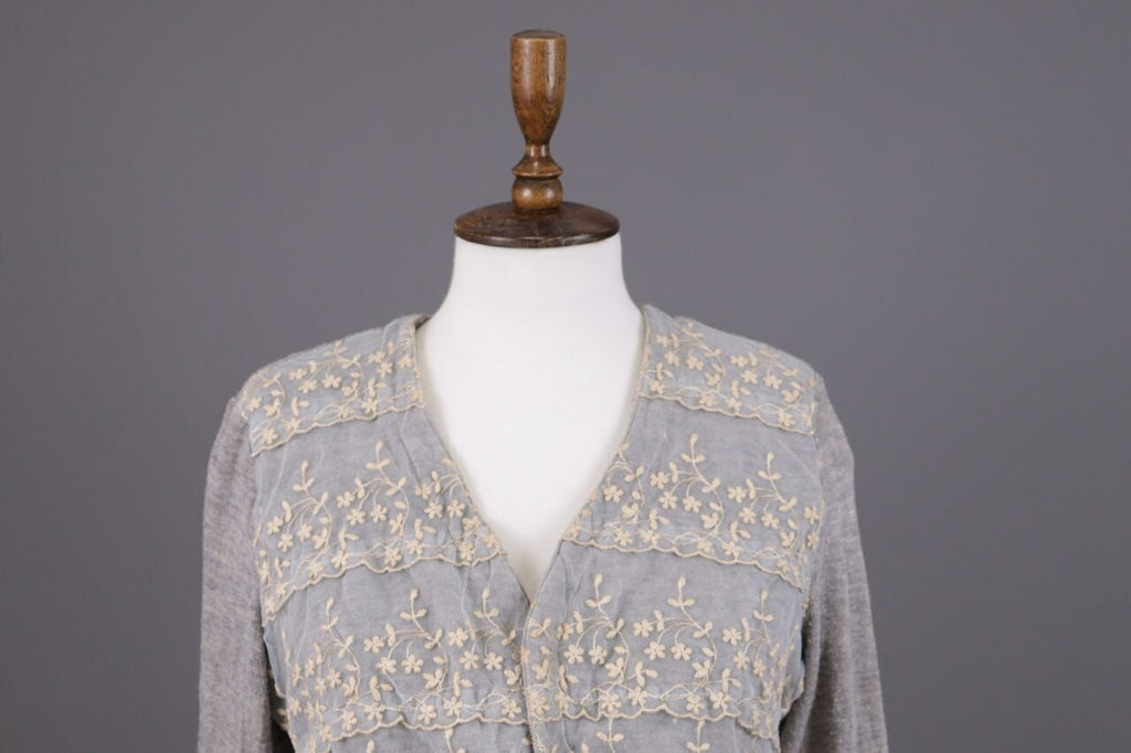 Elisa Cavaletti Gray Floral Mesh Wool Cropped Cardigan Sweater – Size L – Used