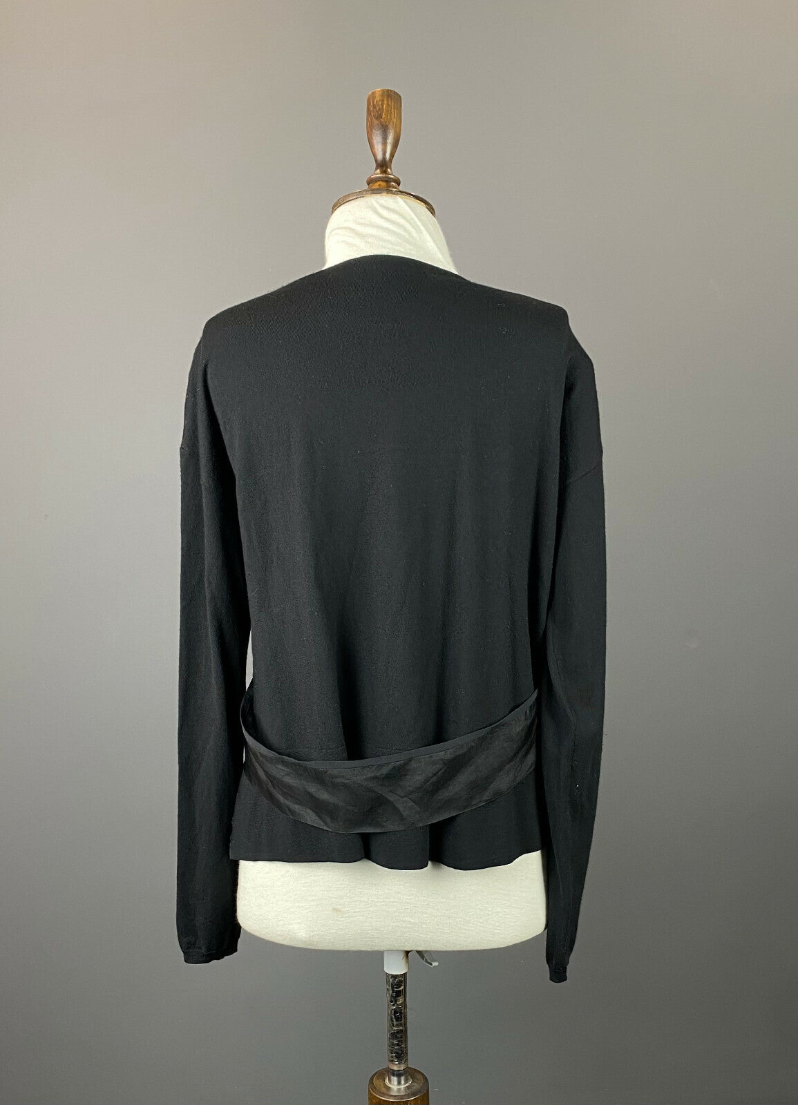 Dorothee Schumacher Black Wool Long Sleeve Belted Sweater – Women's 4