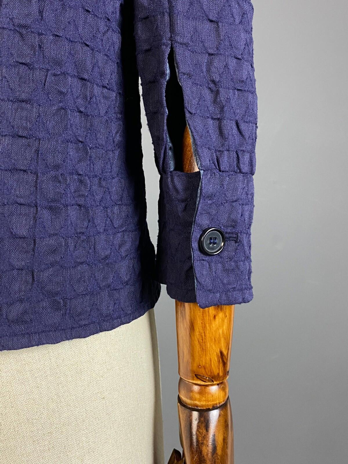 EMPORIO ARMANI Blue Wool Lagenlook Textured Three Button Blazer Jacket – Size 44