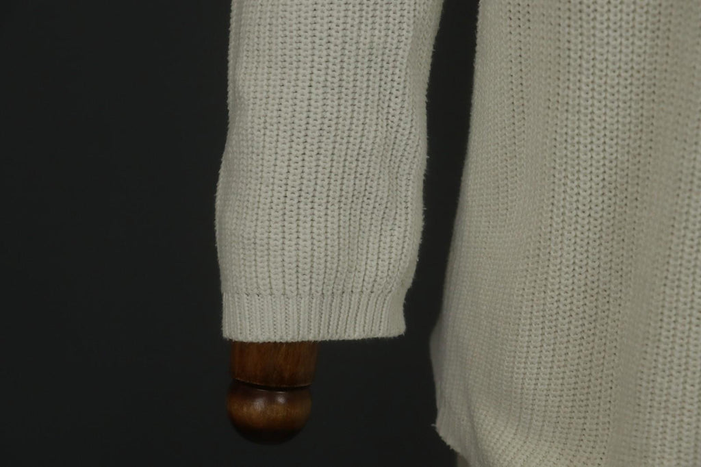 Salvatore Ferragamo White Knitted Crew Neck Long Sleeve Pullover Sweater – Size 38