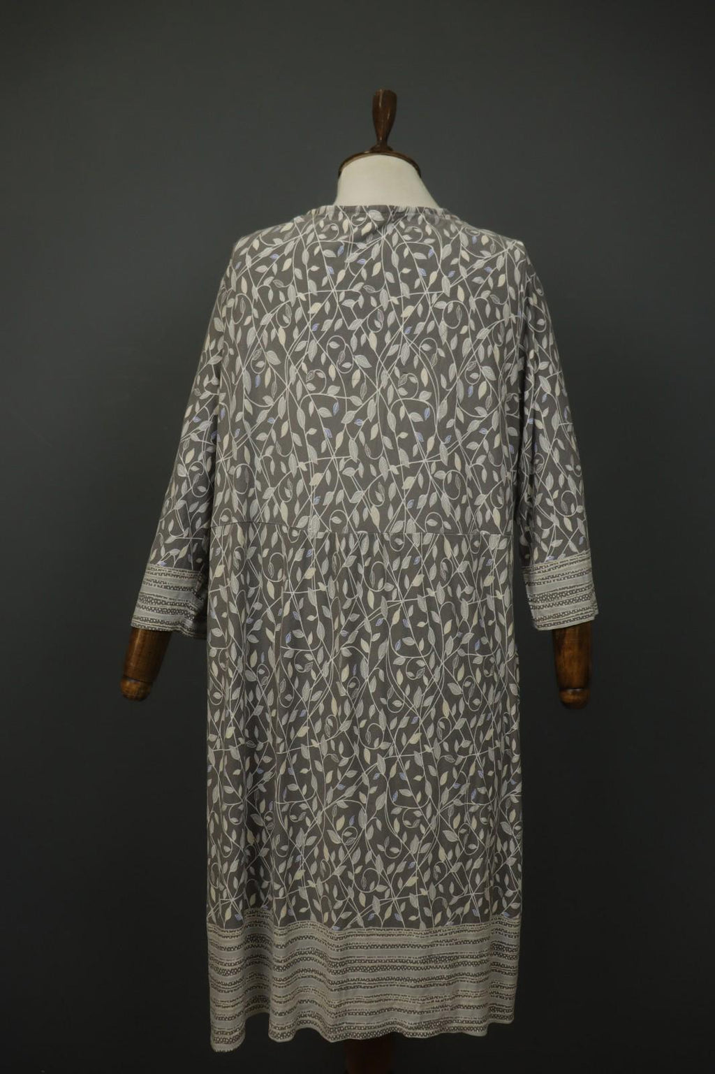 GUDRUN SJODEN Gray Leaf Print Cotton V-Neck Summer Pullover Maxi Dress – Size XL