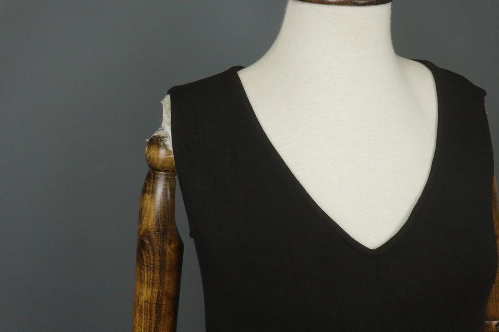 MARIMEKKO Black Viscose Pleated Lagenlook Sleeveless V-Neck Tank Dress – Size S