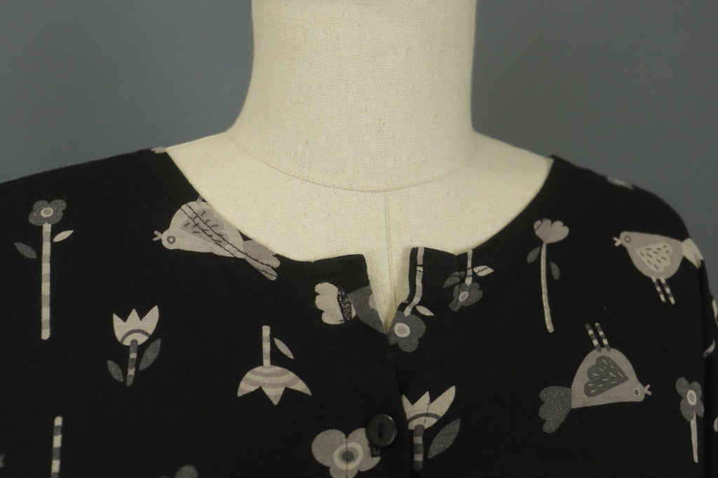 GUDRUN SJODEN Black Floral Long Sleeve Keyhole Neck Button Front Tunic Top Sz L