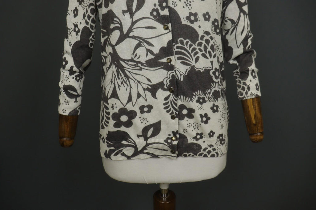 ST-MARTIN'S Black White Floral Knitted Raglan Sleeve Button Front Sweater – Size M