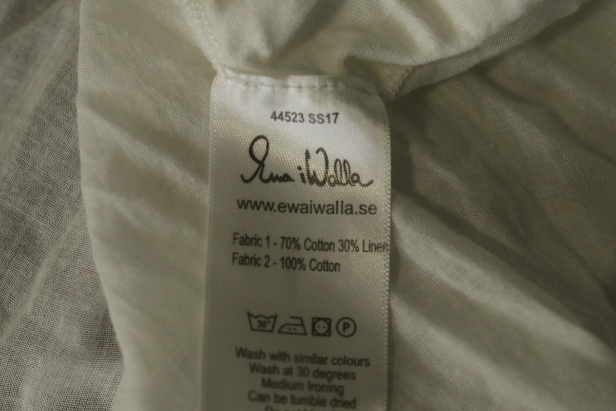 EWA I WALLA White Cotton Round Neck Long Sleeve High Low Blouse Top – Size M
