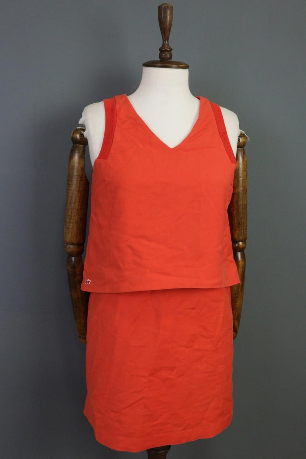 LACOSTE LIVE Dress Red V-Neck A-Line Tennis Short – Size S