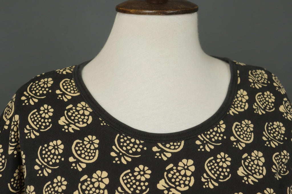 MARIMEKKO Black Ivory Floral Knit Long Sleeve Round Neck Sweater Dress – Size S