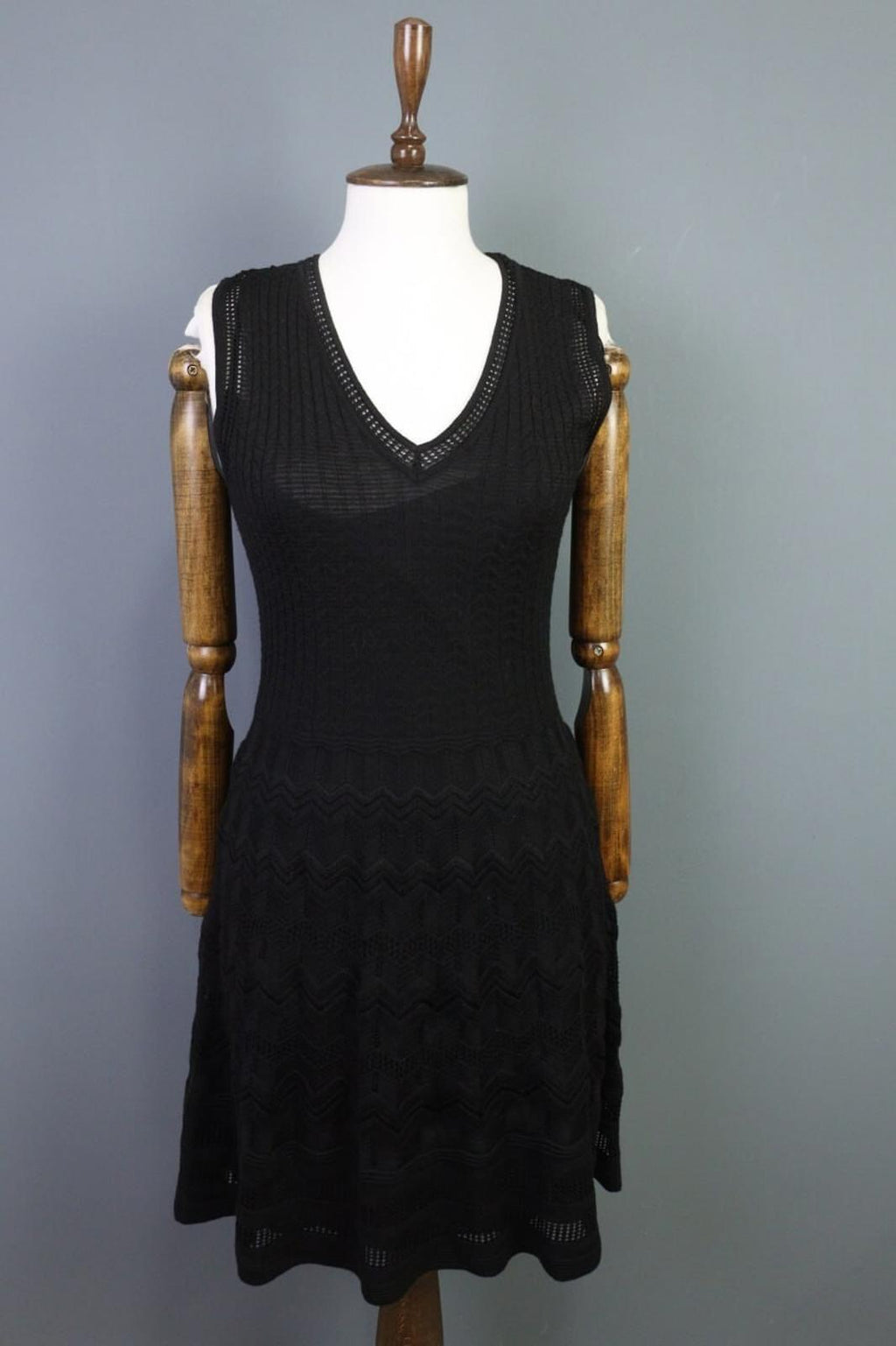 MISSONI Black Long Sleeve V-Neck A-Line Bodycon Dress – Size 44